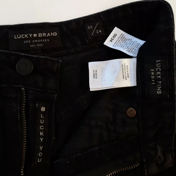 Lucky Brand Lucky Pins Distressed Cut Off Denim Black Jean Shorts 00/24 - Picture 6 of 7